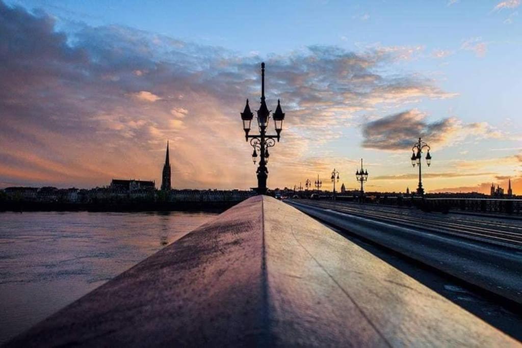 Studio Confortable Aux Portes De Bordeaux Et Medoc Ludon-Médoc 外观 照片